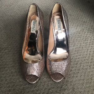 Badgley Mischka rose gold pumps